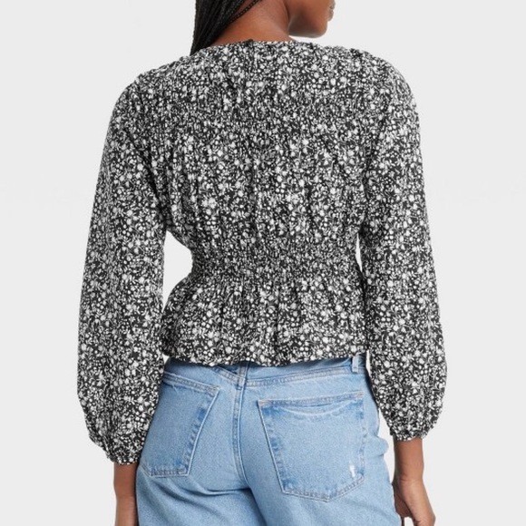 Floral Long Sleeve Peplum Top - Picture 2 of 5